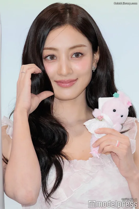 Jihyo (TWICE) photo 8 of 1325