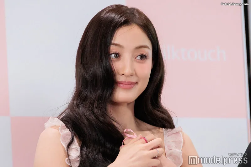 Jihyo (TWICE) photo 18 of 1325