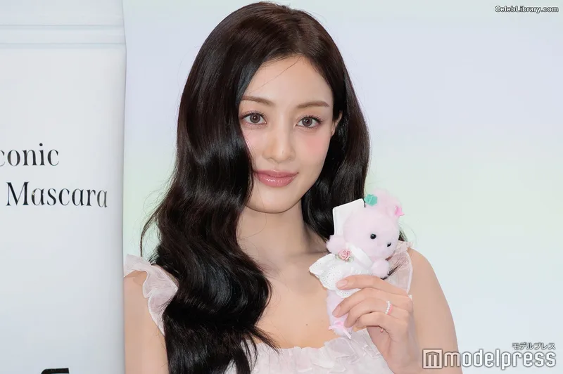 Jihyo (TWICE) photo 20 of 1325