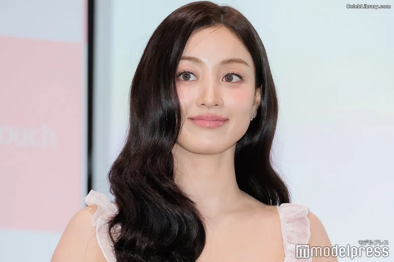 Jihyo (TWICE) photo 21 of 1325