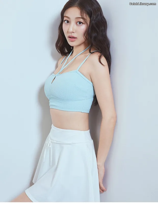 Jihyo (TWICE) photo 5 of 1325