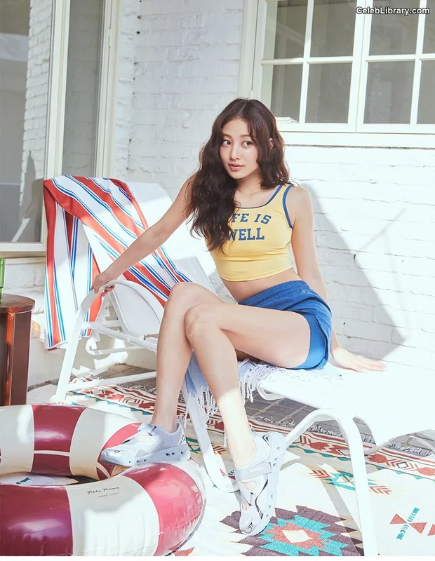Jihyo (TWICE) photo 12 of 1325