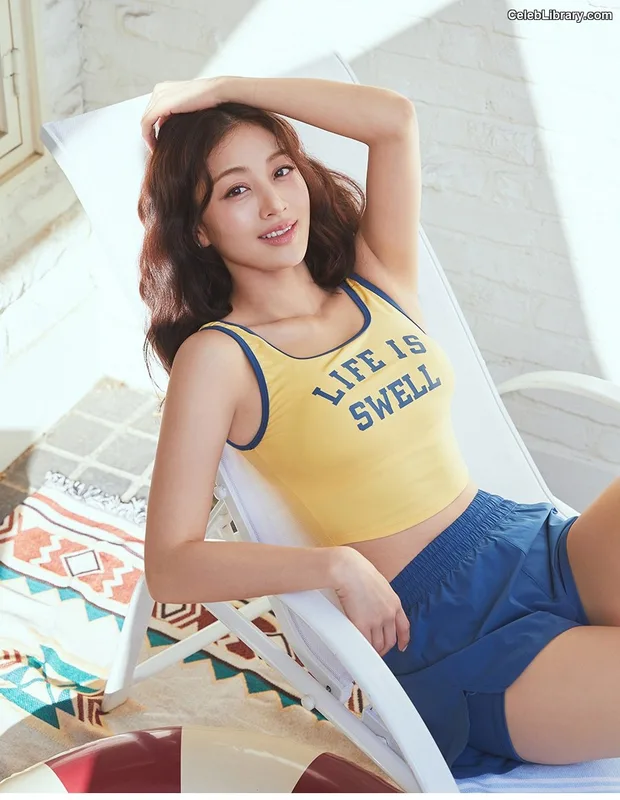 Jihyo (TWICE) photo 13 of 1325
