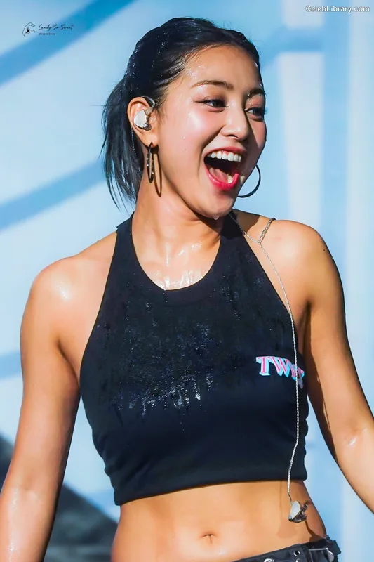 Jihyo (TWICE) photo 16 of 1325