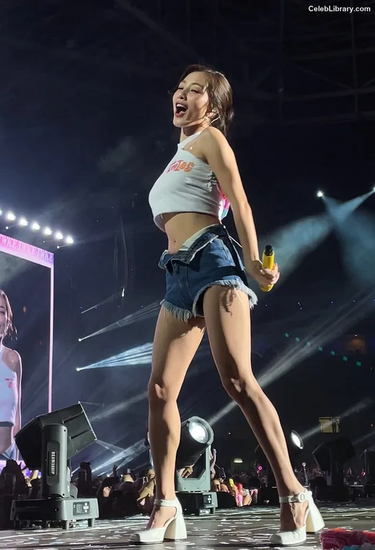 Jihyo (TWICE) photo 24 of 1325