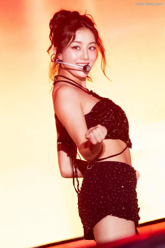 Jihyo (TWICE) photo 9 of 1325
