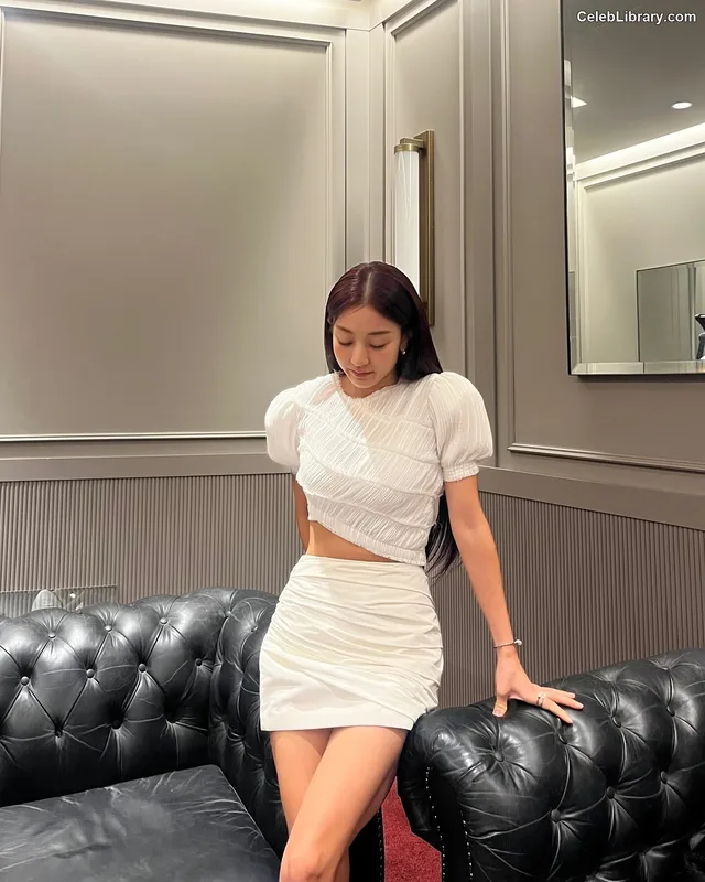 Jihyo (TWICE) photo 13 of 1325