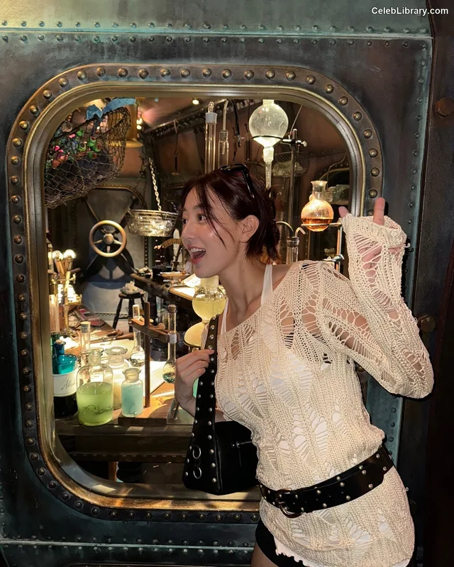 Jihyo (TWICE) photo 20 of 1325
