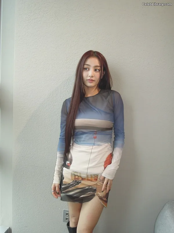 Jihyo (TWICE) photo 12 of 1325