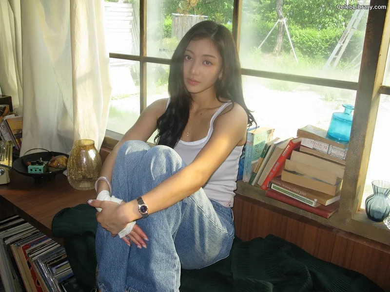 Jihyo (TWICE) photo 1 of 1325
