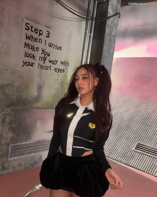 Jihyo (TWICE) photo 24 of 1325