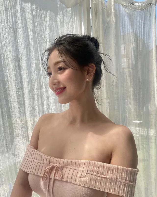 Jihyo (TWICE) photo 24 of 1325