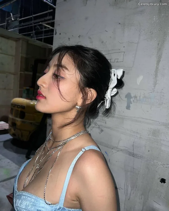 Jihyo (TWICE) photo 3 of 1325