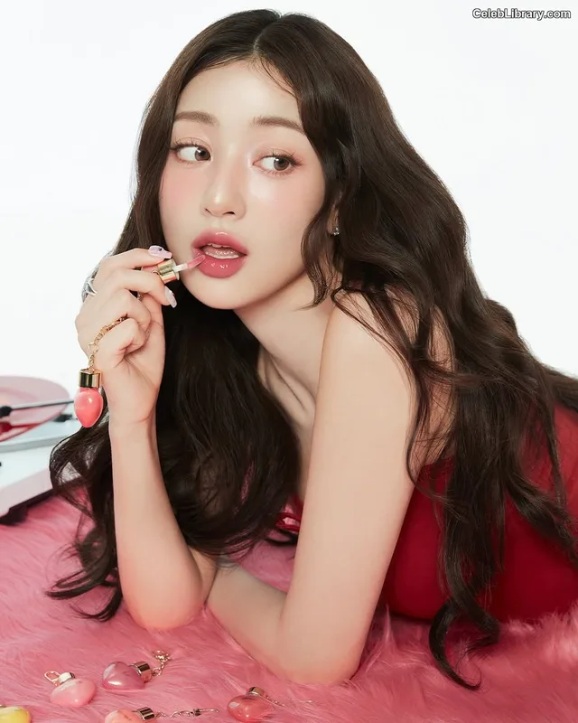 Jihyo (TWICE) photo 13 of 1325