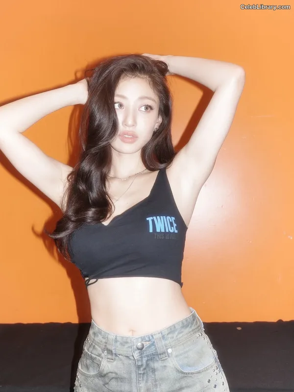 Jihyo (TWICE) photo 20 of 1325