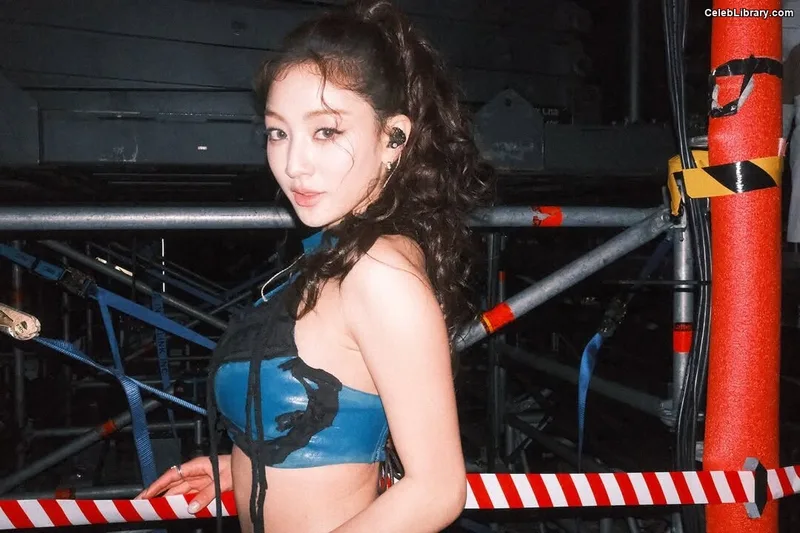 Jihyo (TWICE) photo 7 of 1325