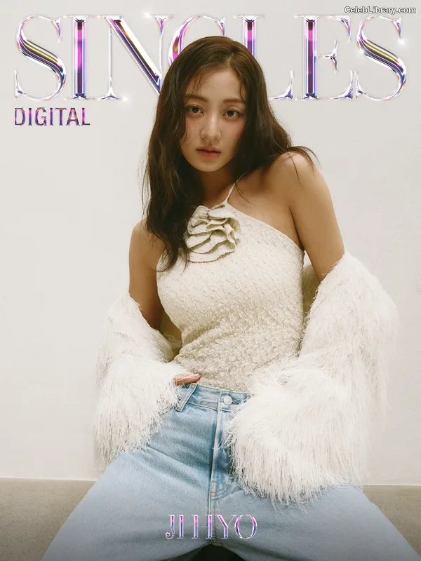 Jihyo (TWICE) photo 14 of 1325