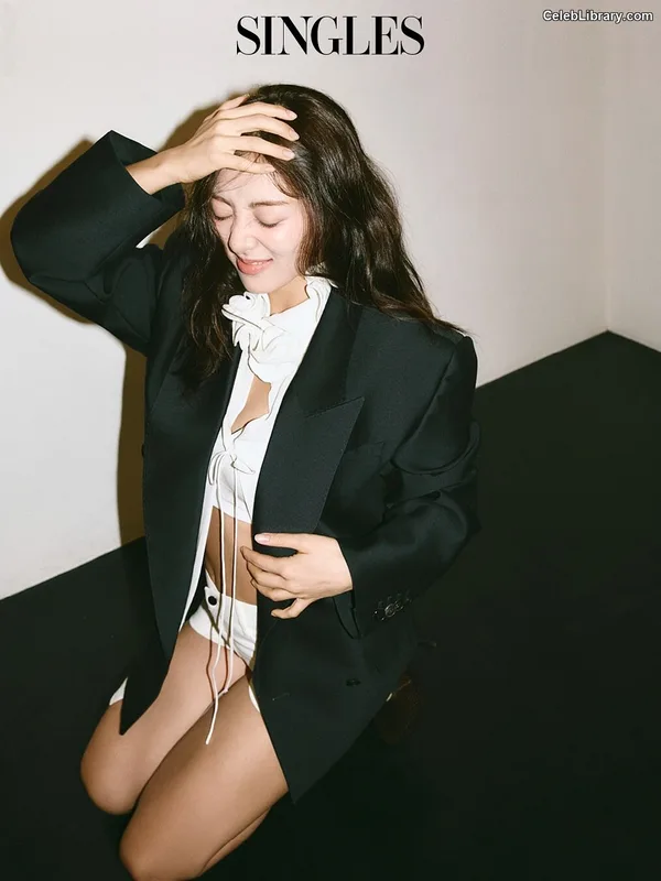 Jihyo (TWICE) photo 23 of 1325