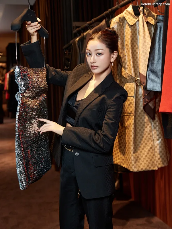 Jihyo (TWICE) photo 7 of 1325