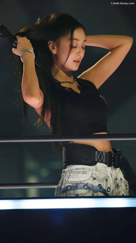Jihyo (TWICE) photo 11 of 1325