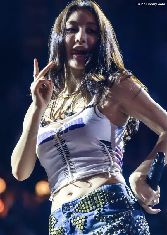 Jihyo (TWICE) photo 15 of 1325