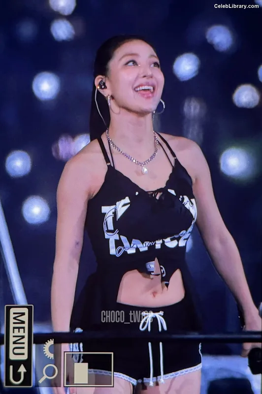 Jihyo (TWICE) photo 22 of 1325