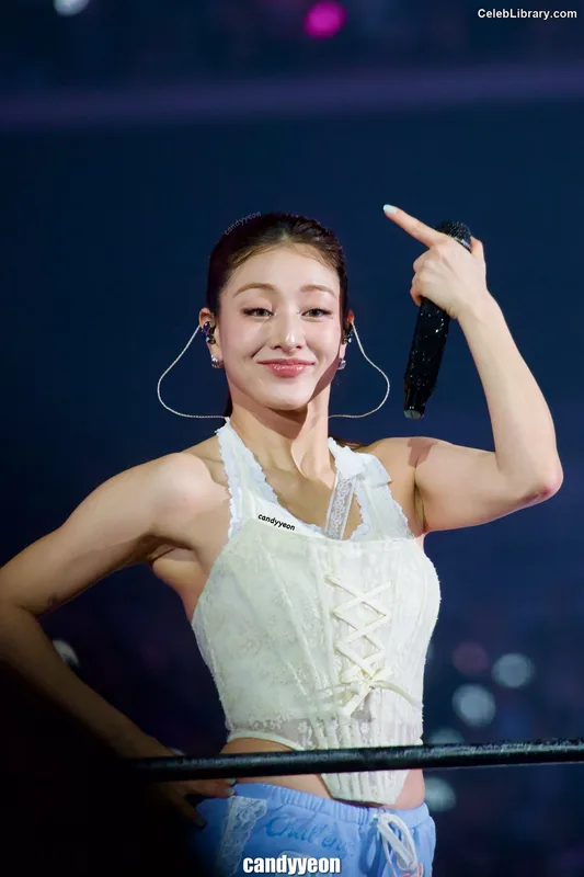 Jihyo (TWICE) photo 11 of 1325