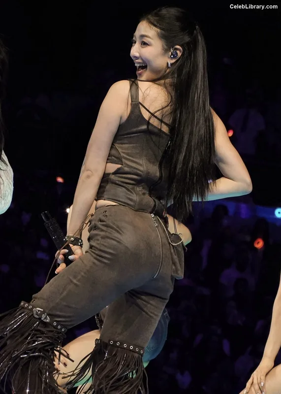Jihyo (TWICE) photo 24 of 1325