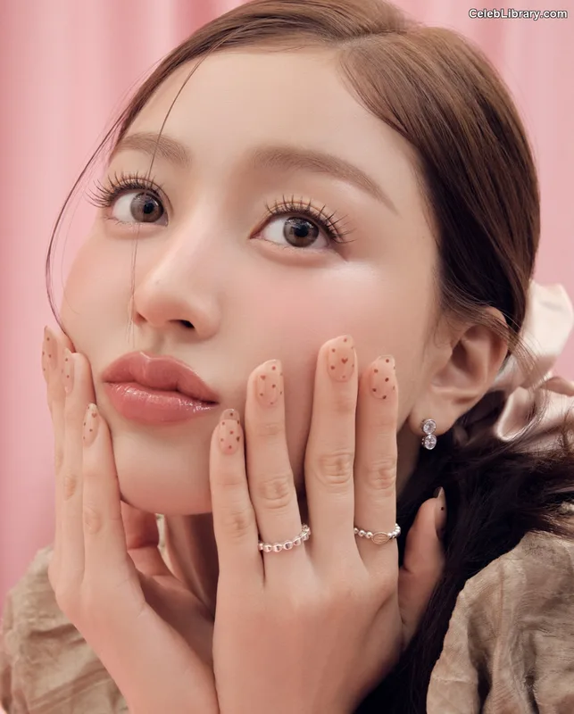 Jihyo (TWICE) photo 3 of 1325