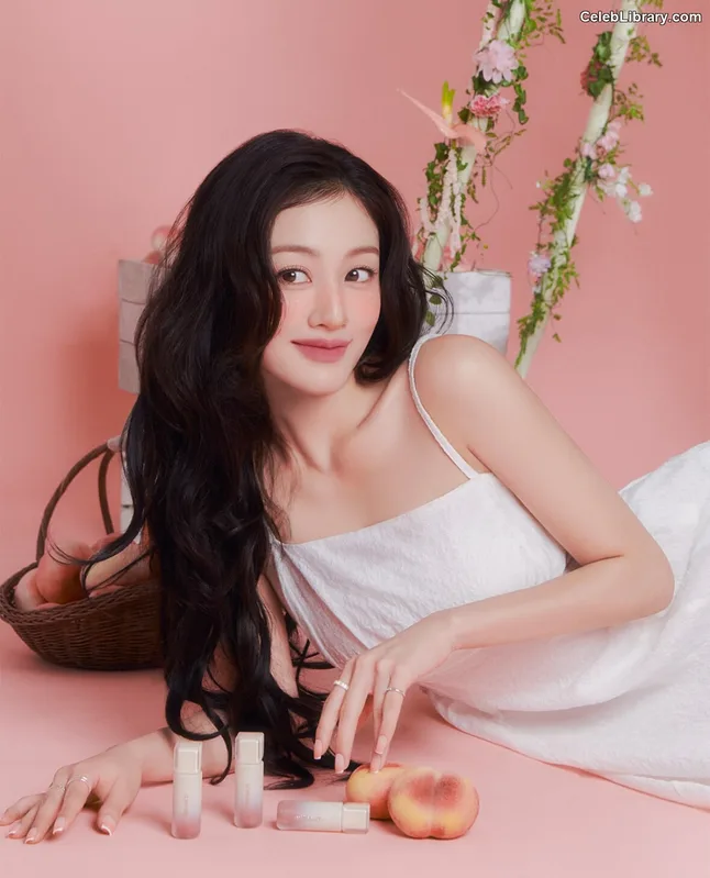 Jihyo (TWICE) photo 14 of 1325