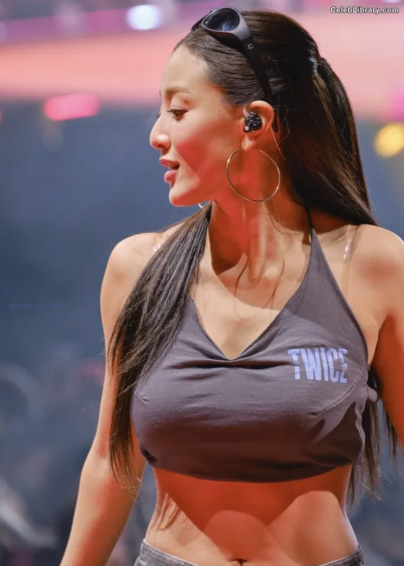 Jihyo (TWICE) photo 17 of 1325