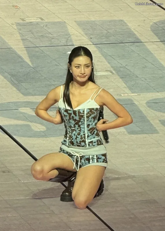 Jihyo (TWICE) photo 21 of 1325