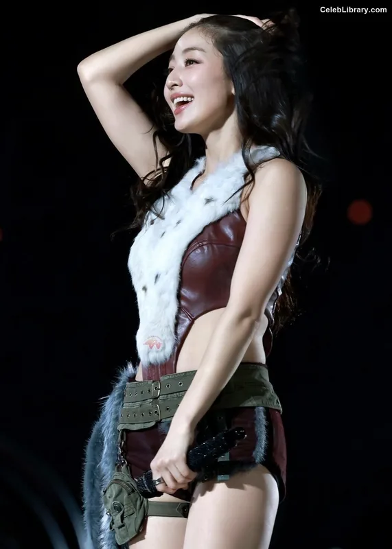 Jihyo (TWICE) photo 17 of 1325
