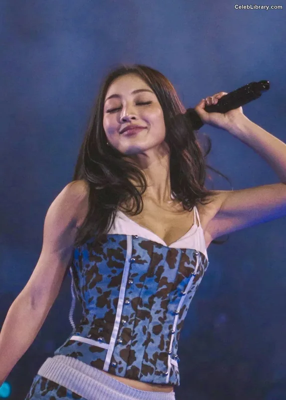 Jihyo (TWICE) photo 23 of 1325