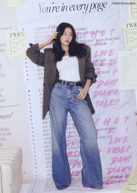 Jihyo (TWICE) photo 21 of 1325