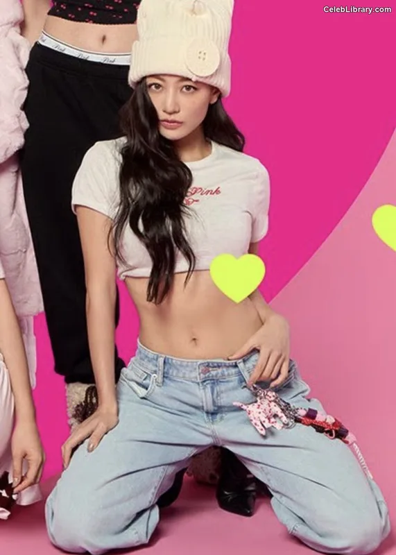 Jihyo (TWICE) photo 2 of 1325