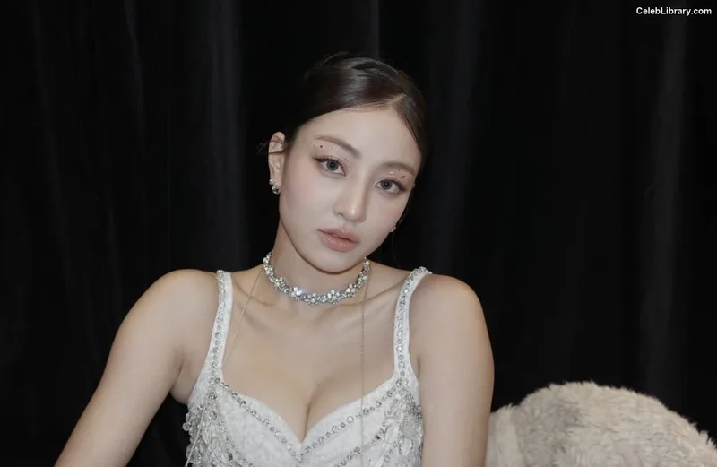 Jihyo (TWICE) photo 16 of 1325