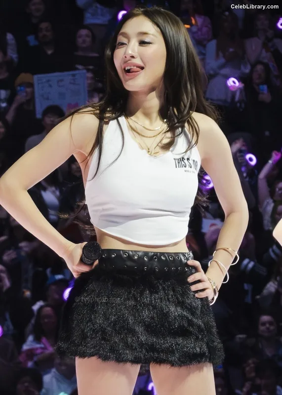 Jihyo (TWICE) photo 24 of 1325