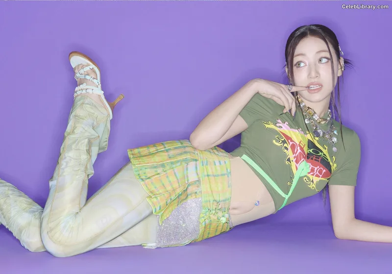 Jihyo (TWICE) photo 14 of 1325