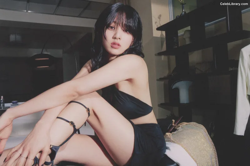 Jihyo (TWICE) photo 16 of 1325