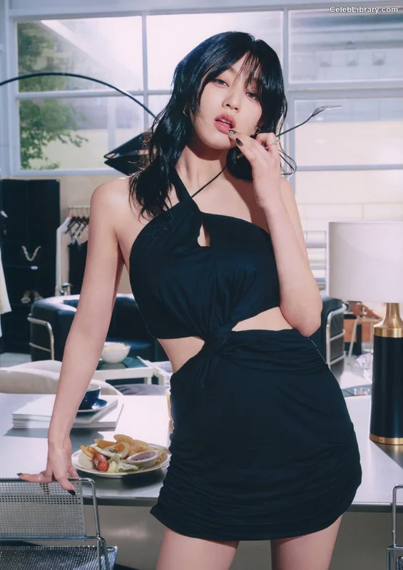 Jihyo (TWICE) photo 1 of 1325