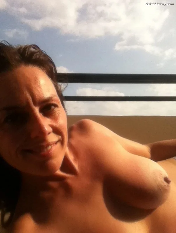Jill Halfpenny photo 19 of 26