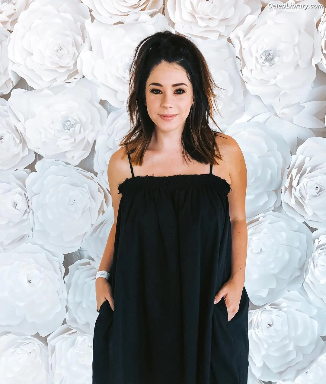 Jillian Rose Reed photo 14 of 239