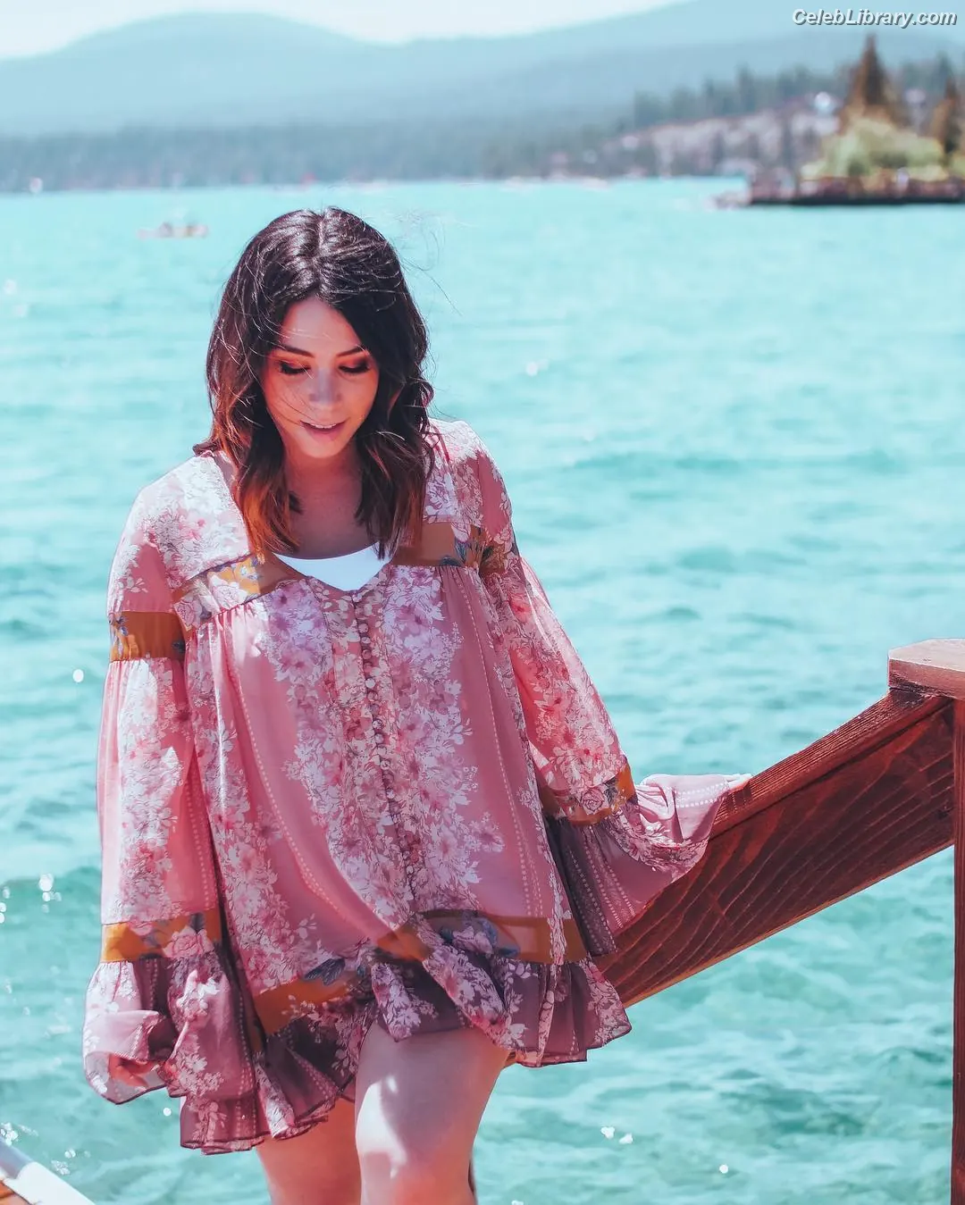 Jillian Rose Reed photo 22 of 239