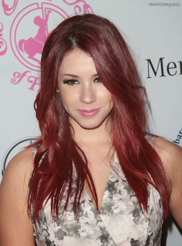 Jillian Rose Reed photo 17 of 240