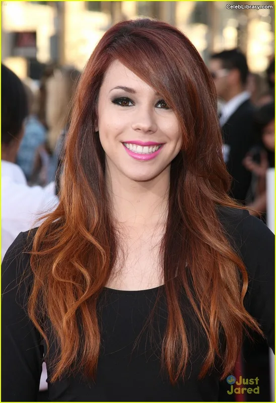 Jillian Rose Reed photo 6 of 240