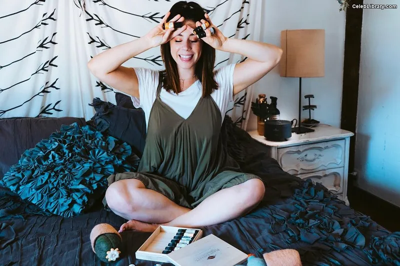 Jillian Rose Reed photo 13 of 240
