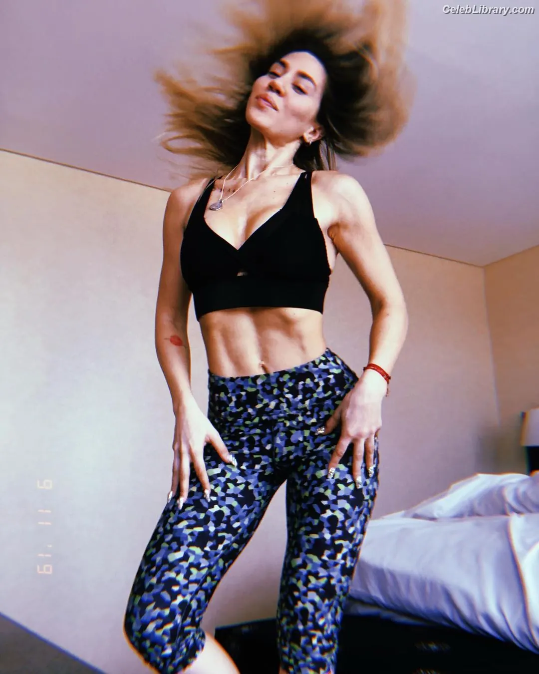 Jimena Baron photo 12 of 1274