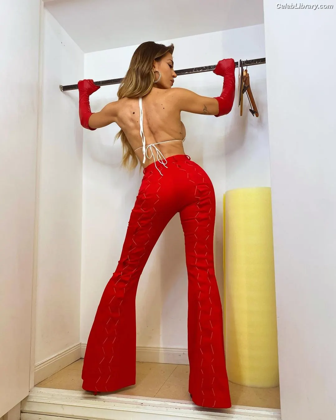 Jimena Baron photo 16 of 1274