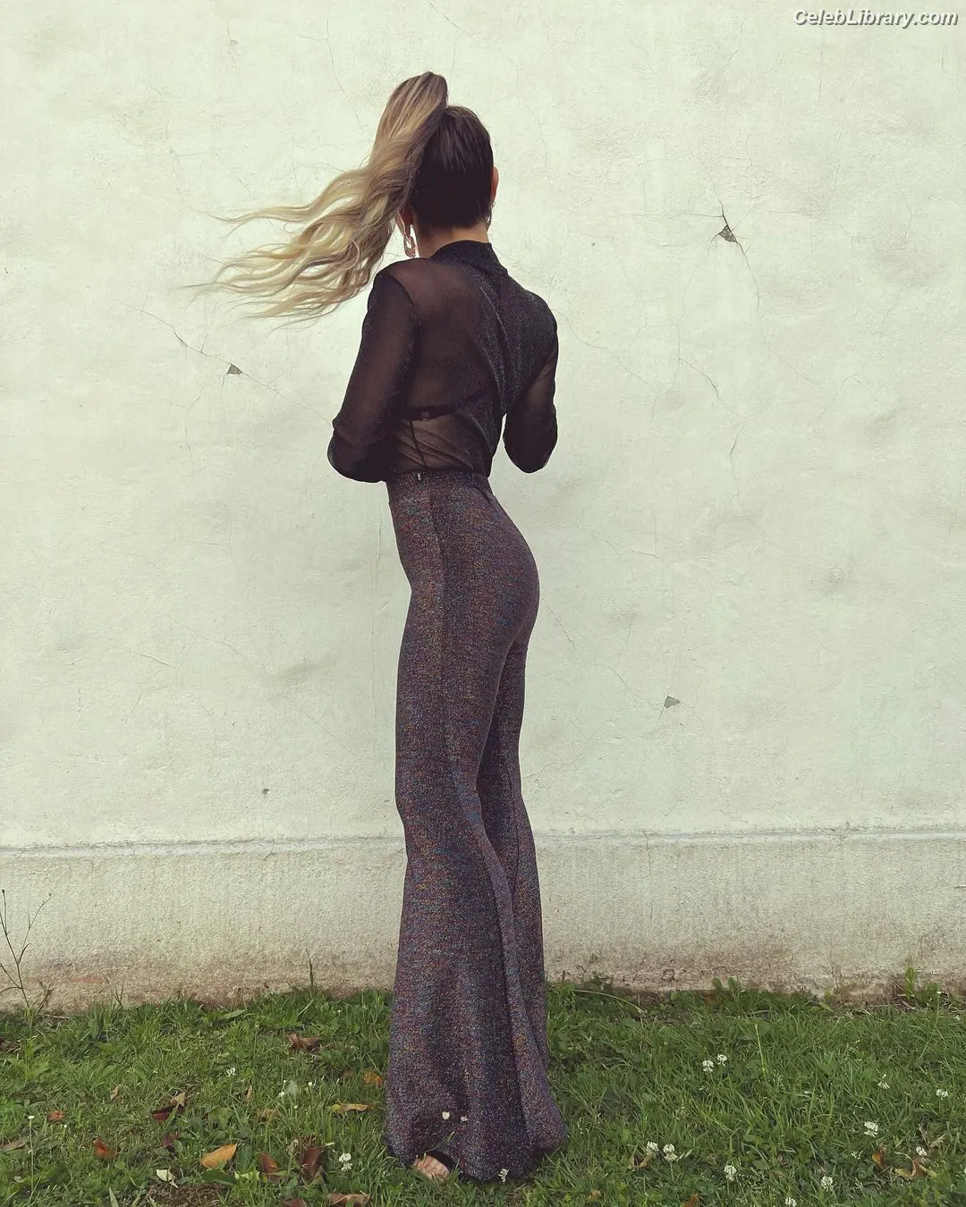 Jimena Baron photo 3 of 1274